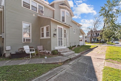 136 1/2 W 7th St, Peru, IN 46970 - photo 3