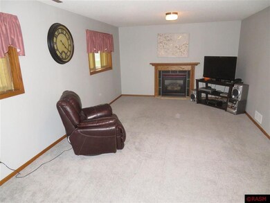 200 Cameo Ln, Mankato, MN 56001 - photo 7