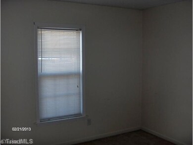 1st Bedroom.