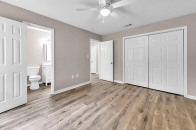 1075 Anderson St Crestview FL 32536 USA-