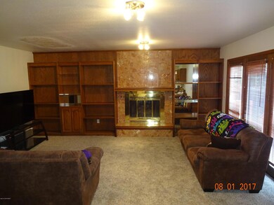 2701 Kingsbridge Cir, Anchorage, AK 99504 - photo 3