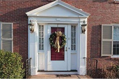 71 Chester St, Arlington, MA 02476 - photo 3