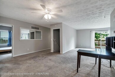 07-522 W Hodge Ave-WindowStill-Real-Esta