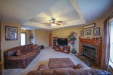 114 Daleview Cir, Nixa, MO 65714 - photo 4