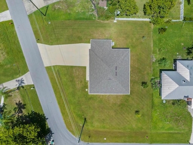 1643 SE Ocean Ln, Port St. Lucie, FL 34983 - photo 4