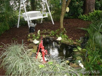 6195 Burning Tree Ln, Spring Hill, FL 34606 - photo 3