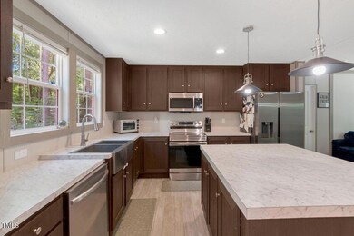 Zachary Ln - Kitchen 1