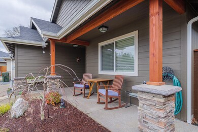 154SEBriggsWay-006