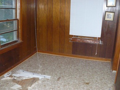 102 Musgrove St, Gaffney, SC 29340 - photo 5