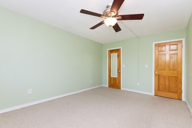 127 King St unit 303, Franklin, MA 02038 - photo 6