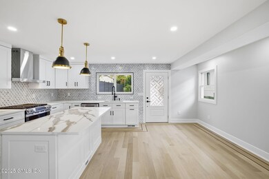 131 Henry St, Greenwich, CT 06830 - photo 3