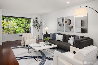 379 100th Ave NE unit A, Bellevue, WA 98004 - photo 5