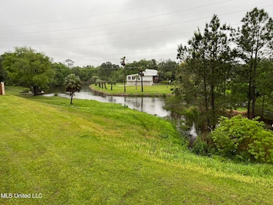 461 & 463 Goose Pointe Blvd, Biloxi, MS 39531 - photo 4