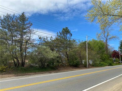 52 W Wrentham Rd, Cumberland, RI 02864 - photo 3