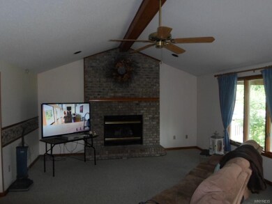 544 Homestead Dr, North Tonawanda, NY 14120 - photo 5