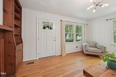 47 Davie Cir, Chapel Hill, NC 27514 - photo 4