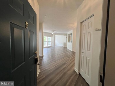 2493 Amber Orchard Ct E unit 203, Odenton, MD 21113 - photo 4