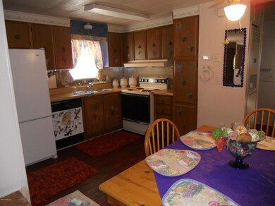 25999 N Mitchell Ln, Paulden, AZ 86334 - photo 3