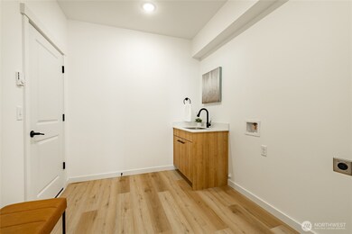 709 E 5th St, Nooksack, WA 98276 - photo 5