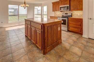 770 Hutcheson Rd, Springtown, TX 76082 - photo 7