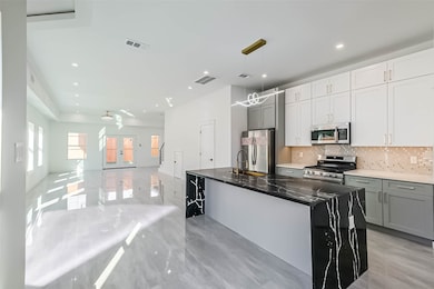 5014 Creekmont Dr, Houston, TX 77091 - photo 4