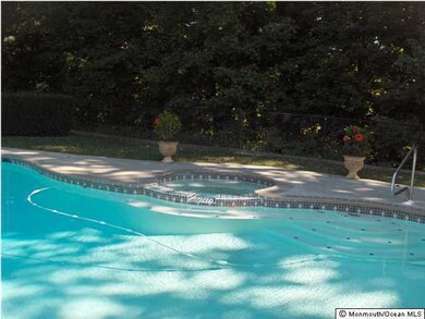 39 Ladwood Dr, Holmdel, NJ 07733 - photo 3