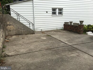 50 Ann St, Pottsville, PA 17901 - photo 3