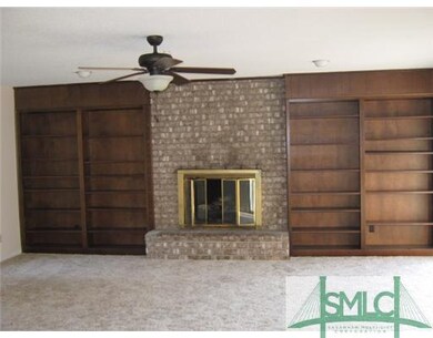 Den/Family/Great Room. Gas fireplace with built in