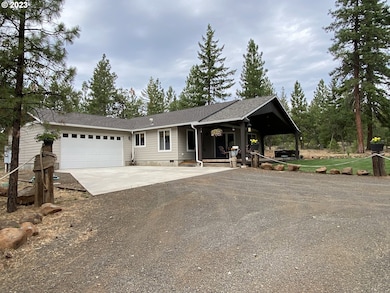 227 Locust Ln, Goldendale, WA 98620 - photo 2