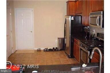 22721 Settlers Trail Terrace unit 11, Ashburn, VA 20148 - photo 5