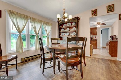 35 Vicki Cir unit 24, Gettysburg, PA 17325 - photo 7