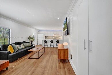 815 NE 28th St unit 101, Wilton Manors, FL 33334 - photo 3