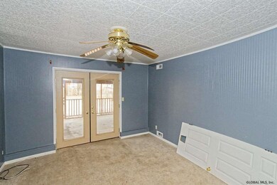 7 Crestwood Dr, Schenectady, NY 12306 - photo 2