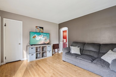 10-web-or-mls-N 89th St-S0711-010