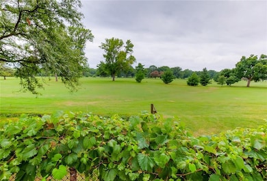 3217 Hull Ave, Des Moines, IA 50317 - photo 5