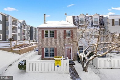 20030 Appledowre Cir, Germantown, MD 20876 - photo 2