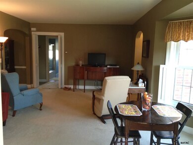 308 Commerce St, Waynesboro, PA 17268 - photo 3