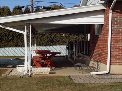 864 7th St, Whitehall, PA 18052 - photo 3