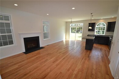 2201 Huntington Ln unit 41, Easton, PA 18040 - photo 4