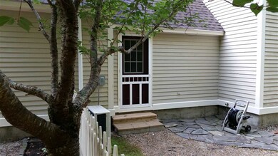 135 Ayres Cove Rd, Barrington, NH 03825 - photo 2