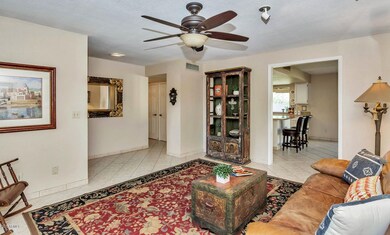 827 E Village Cir Dr S-large-004-8-Livin