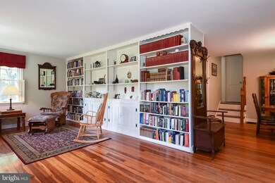 437 Ridge Ave, Souderton, PA 18964 - photo 4