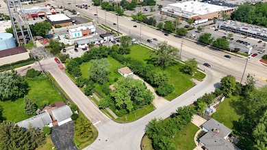 1190 Apple St, Hoffman Estates, IL 60169 - photo 4