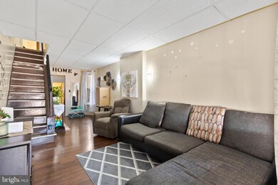 521 Linden St, Reading, PA 19604 - photo 2