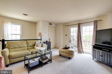 4015 Chetham Way, Woodbridge, VA 22192 - photo 6