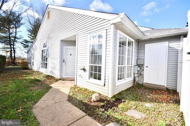 251 Wood Stream Ct, Langhorne, PA 19047 - photo 3