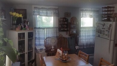 42 Whiting St, Lynn, MA 01902 - photo 3