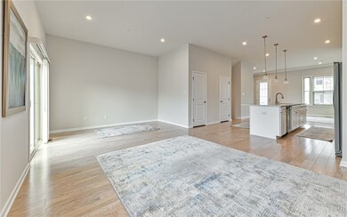 Open & spacious floorplan!