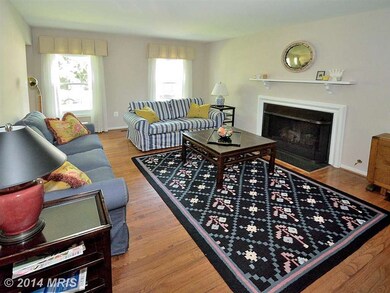 6715 Montour Dr, Falls Church, VA 22043 - photo 4