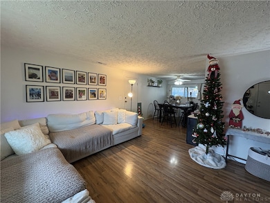 4969 Joyce Dr, Dayton, OH 45439 - photo 3